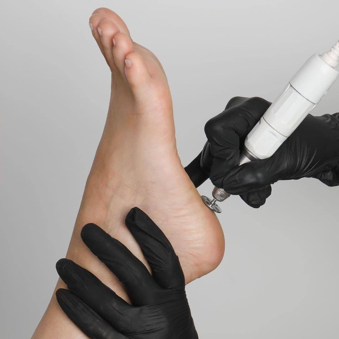 МУЖСКОЙ СМАРТ ПЕДИКЮР С МАСЛОМ И СВЕЧОЙ